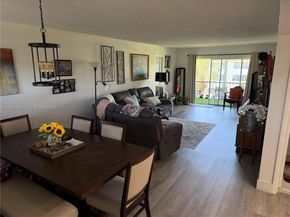 8911 S Hollybrook Blvd 305, Pembroke Pines FL 33025