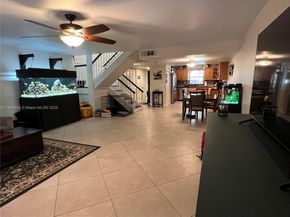 11579 NW 2nd St, Plantation FL 33325