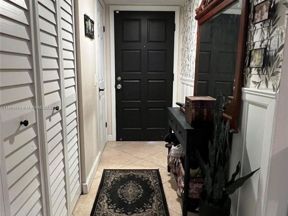 11579 NW 2nd St, Plantation FL 33325
