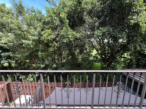 11579 NW 2nd St, Plantation FL 33325