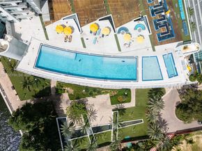 92 SW 3rd St 3512, Miami FL 33130