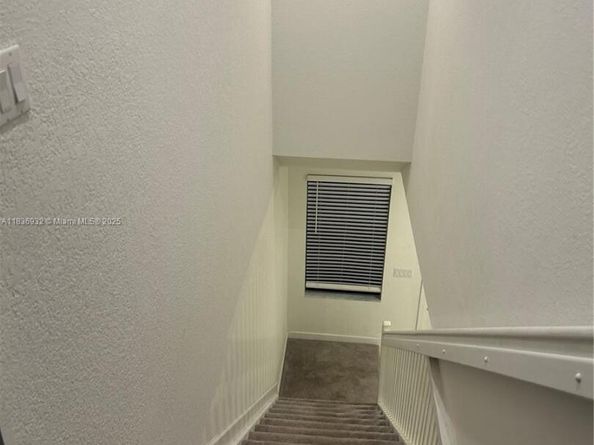 2831 SW 16th Ter 2831, Fort Lauderdale FL 33315