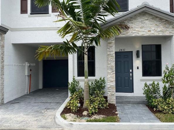 2831 SW 16th Ter 2831, Fort Lauderdale FL 33315