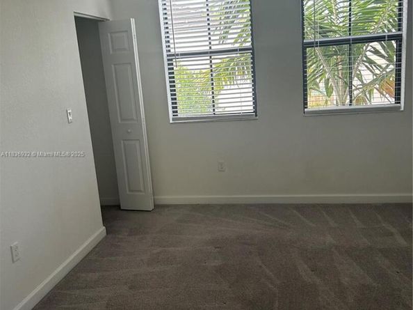 2831 SW 16th Ter 2831, Fort Lauderdale FL 33315