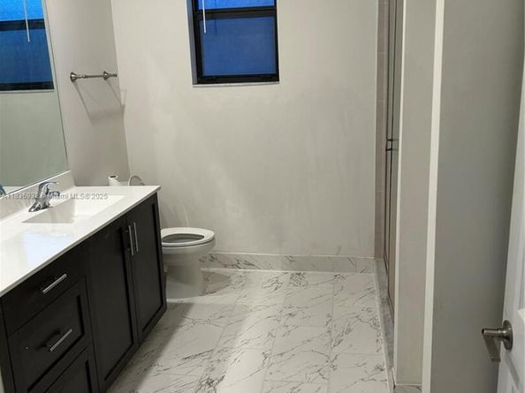 2831 SW 16th Ter 2831, Fort Lauderdale FL 33315