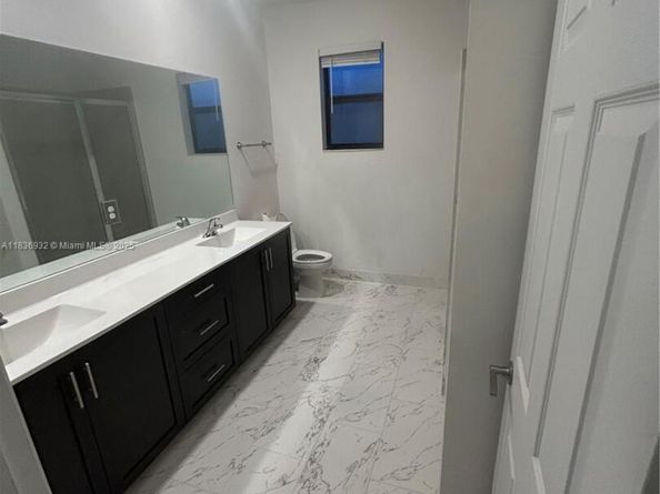 2831 SW 16th Ter 2831, Fort Lauderdale FL 33315