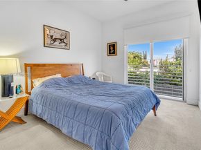 1045 NE 18th Ave 102, Fort Lauderdale FL 33304