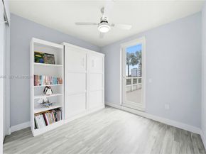 10530 NW 63rd Ter, Doral FL 33178