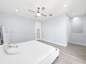 10530 NW 63rd Ter, Doral FL 33178