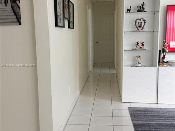 1323 NE 182nd St, North Miami Beach FL 33162