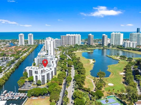 3401 N Country Club Dr 311, Aventura FL 33180