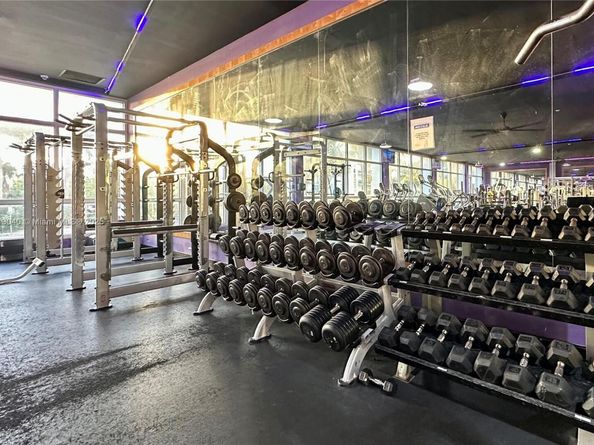 1000 West Ave 932, Miami Beach FL 33139