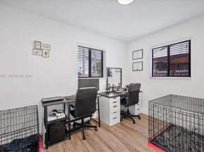 1530 N 69th Way, Hollywood FL 33024