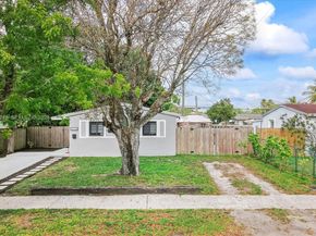 1530 N 69th Way, Hollywood FL 33024