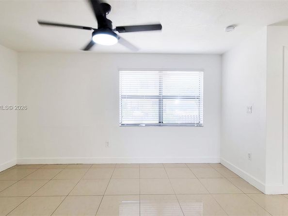 5320 W 26th Ave 108, Hialeah FL 33016