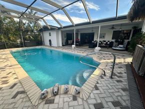 2827 Mckinley St, Hollywood FL 33020