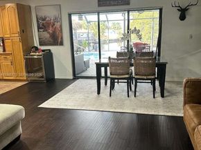 2827 Mckinley St, Hollywood FL 33020
