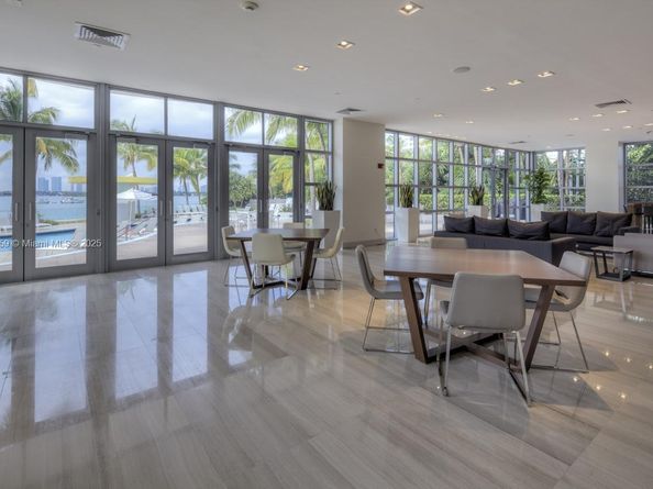 1330 West Ave 3007, Miami Beach FL 33139