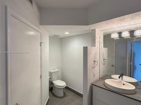 1330 West Ave 3007, Miami Beach FL 33139