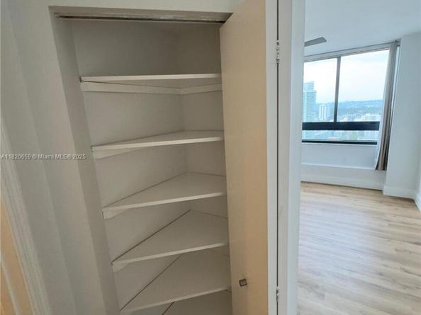 1330 West Ave 3007, Miami Beach FL 33139