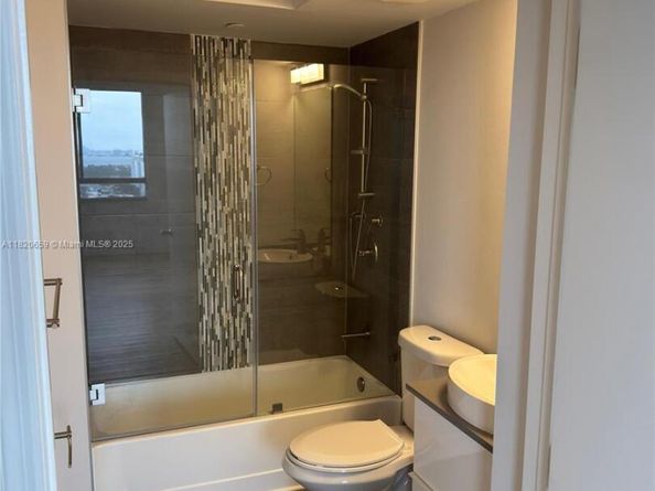 1330 West Ave 3007, Miami Beach FL 33139