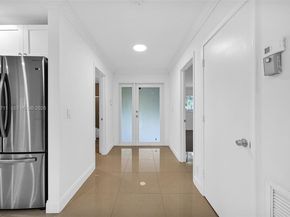 820 E Cypress Ln V38, Pompano Beach FL 33069