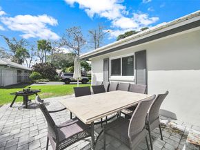 820 E Cypress Ln V38, Pompano Beach FL 33069