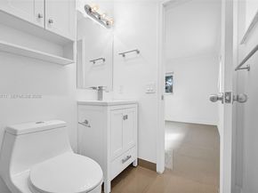 820 E Cypress Ln V38, Pompano Beach FL 33069