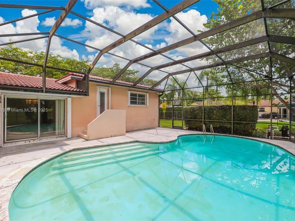10420 SW 102nd Ave, Miami FL 33176