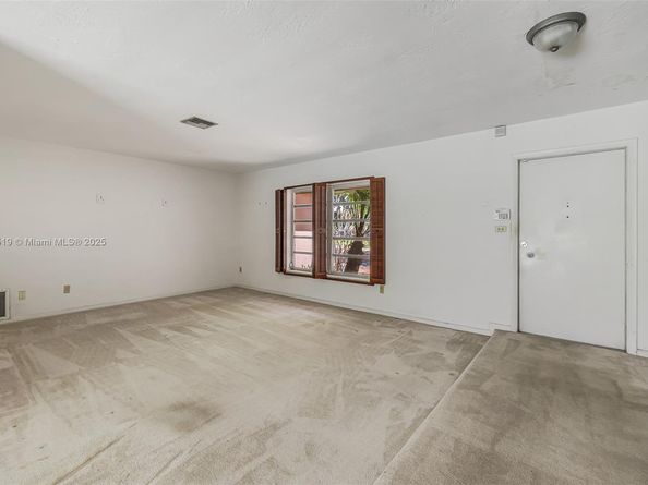 10420 SW 102nd Ave, Miami FL 33176