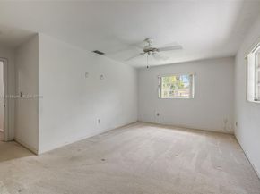10420 SW 102nd Ave, Miami FL 33176