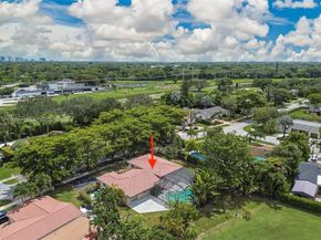 10420 SW 102nd Ave, Miami FL 33176
