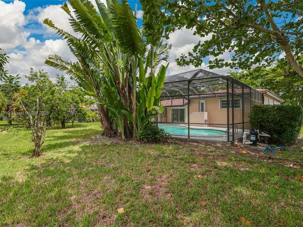 10420 SW 102nd Ave, Miami FL 33176