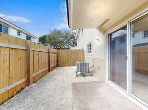 14162 SW 260th St 104, Homestead FL 33032