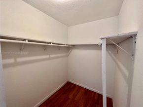 2350 NE 135th St 1101, North Miami FL 33181