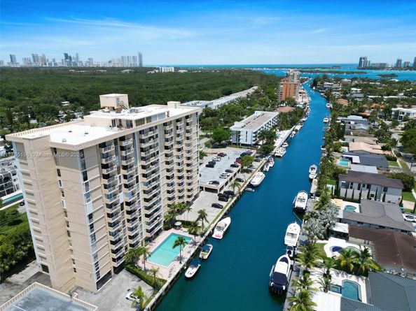 2350 NE 135th St 1101, North Miami FL 33181