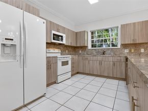 159 SW 25th Rd, Miami FL 33129