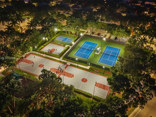 5266 SW 158th Ave, Miramar FL 33027