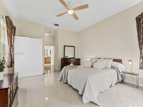 5266 SW 158th Ave, Miramar FL 33027
