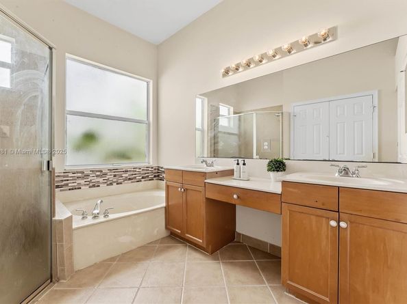 5266 SW 158th Ave, Miramar FL 33027