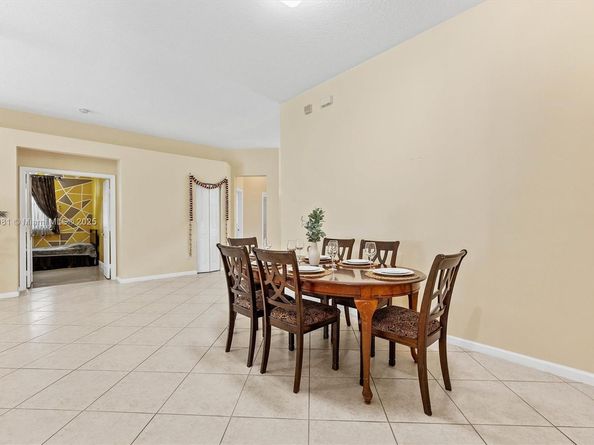 5266 SW 158th Ave, Miramar FL 33027