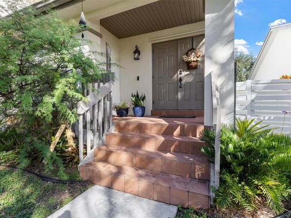 14683 SW 145th Ter, Miami FL 33186