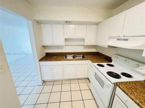 3610 NW 21st St 205, Lauderdale Lakes FL 33311