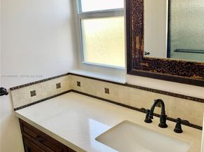 619 NE 14th Ave 301, Hallandale Beach FL 33009