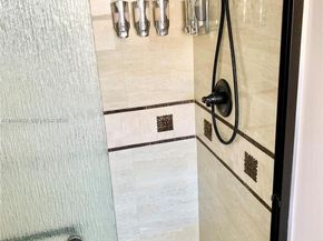 619 NE 14th Ave 301, Hallandale Beach FL 33009