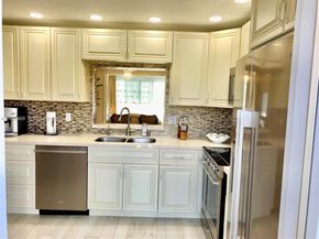 619 NE 14th Ave 301, Hallandale Beach FL 33009