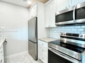 250 NE 20th St 5250, Boca Raton FL 33431