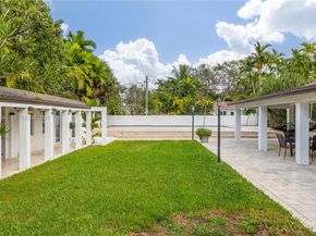 820 NE 83rd St, Miami FL 33138