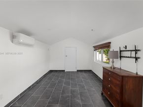 820 NE 83rd St, Miami FL 33138