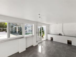 820 NE 83rd St, Miami FL 33138